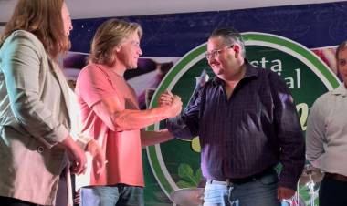 COLONIA CAROYA: Exitosa Fiesta Provincial del Higo