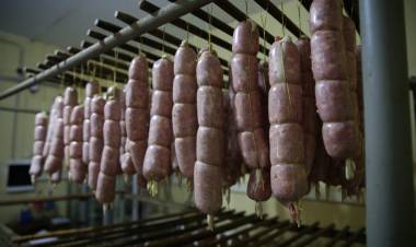 #ColoniaCaroya : Más de 600 kilos de salame esperan para la Fiesta
