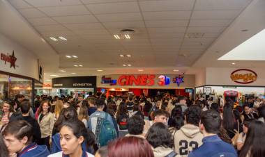 #JesusMaria : El Festival "Clack" presentó 30 producciones de alumnos de 12 colegios de la zona