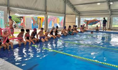 #JesuMaria : Natación para las escuelas primarias y secundarias públicas de Jesús María