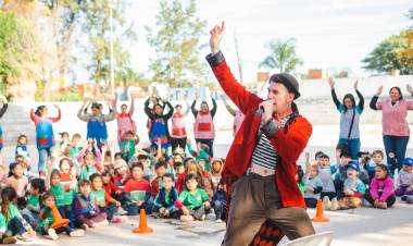 #ColoniaCaroya : Más de 600 niños en movimiento