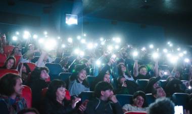 #COLONIACAROYA - La Municipalidad de Colonia Caroya reconoce al CENMA por su documental en el Festival Clack