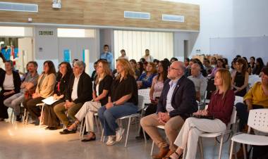 #COLONIACAROYA: Más de 100 alumnos comienzan la carrera de Marketing Digital