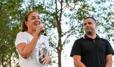 #PROVINCIALES: Estación Juárez Celman: Prunotto participó de una mateada por el cierre del Mes de la Mujer