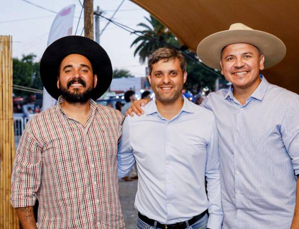 #FESTIVAL - ¡Explotó la Peñita de la Muni con Lázaro Caballero y Christian Herrera!