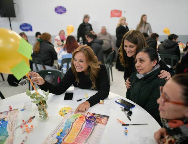 #PROVINCIALES: Prunotto encabezó en Malvinas Argentinas un encuentro para potenciar el liderazgo y el emprendedurismo femenino