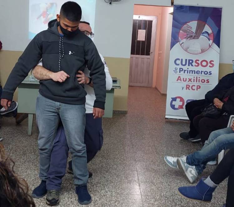 JESÚS MARÍA: VOLVIERON LOS CURSOS DE RCP A LOS BARRIOS