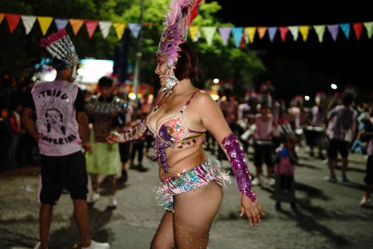 JESUS MARIA: a puro color murgas y comparsas coparon el centro de la ciudad