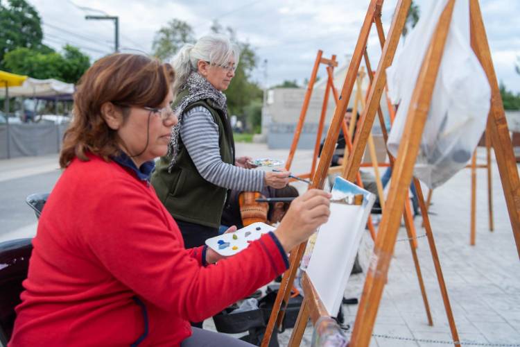 #JesusMaria : Más de 60 artistas coparon de arte  la ciudad en el 18º Encuentro de Pintores Paisajistas