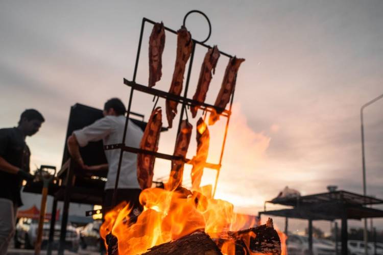 #JesusMaria : Presente en la 16º Expo Delicatessen & Vinos con El Mejor Asado del Mundo