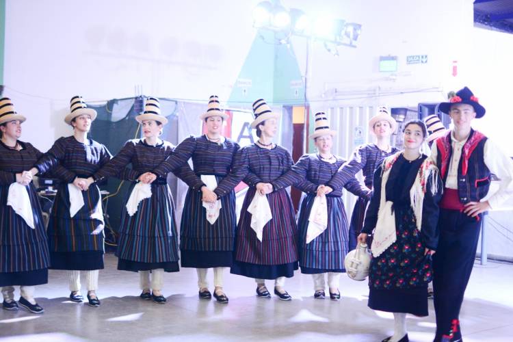 #ColoniaCaroya : Magistral presentación de “Danzerini di Aviano”