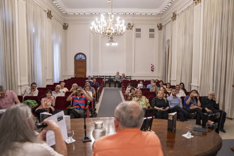 #PROVINCIAL - Se presentaron cuatro libros en la Legislatura Histórica