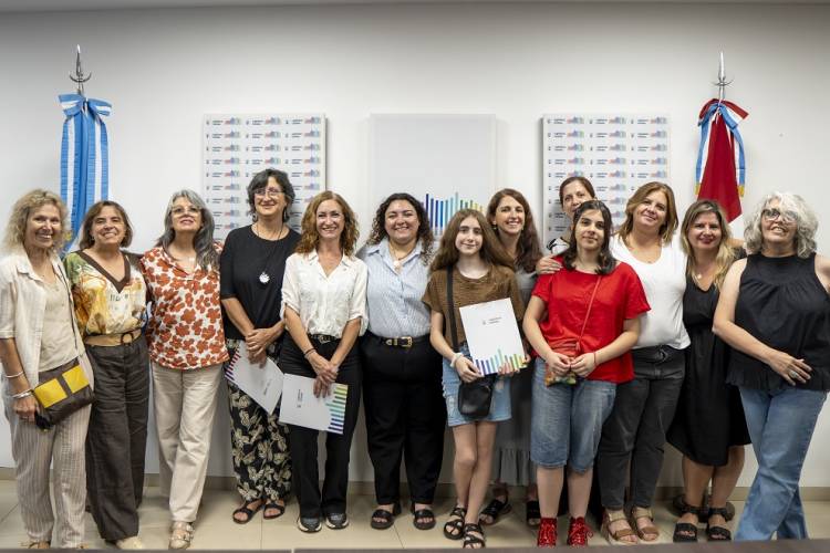 #Provinciales: La Legislatura reconoció a las artistas Adriana Mufarrege y Beatriz Laborde