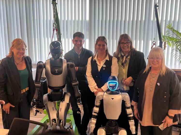 #PROVINCIAL - La Comisión de Tecnología, Innovación y Economía del Conocimiento de la Legislatura visitó la Agencia Innovar y Emprender